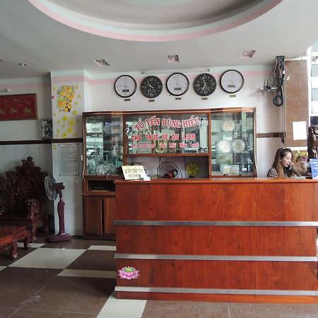 Hung Hieu Hotel Mỹ Tho Buitenkant foto