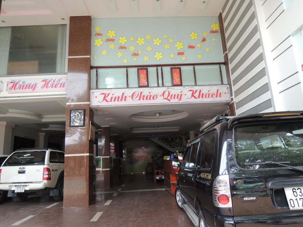 Hung Hieu Hotel Mỹ Tho Buitenkant foto